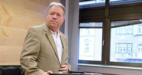 Former FPÖ deputy faces court fines again