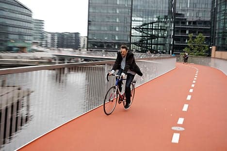 Copenhagen's new cycling bridge opens