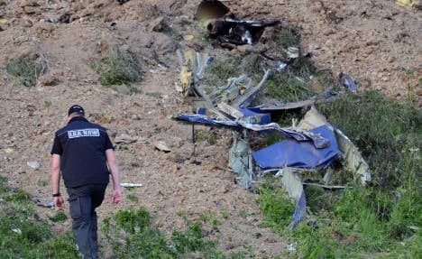 Air force blames dead pilot for crash