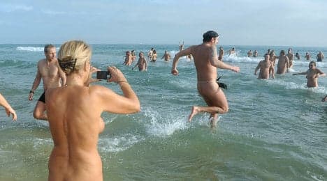 Nudity on the beaches of France: Dos and don'ts