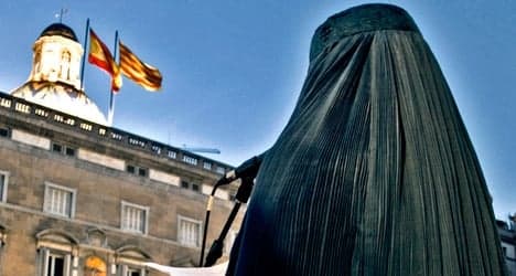 Catalonia to push ahead with burqa ban plans