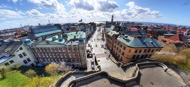 Danes shoot down Helsingborg tunnel