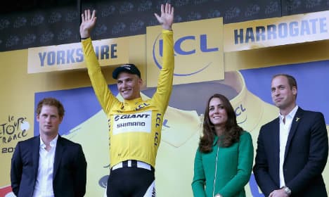 Kittel wins Tour de France first stage