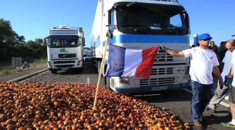 Peach wars: French fury over Spanish dumping
