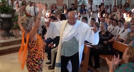 Spain's flamenco priest wins new fans for church