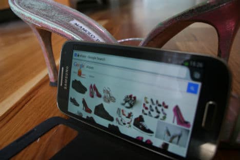 Shoe-loving Swedes top smartphone use