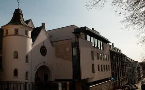 Jewish museums close after terror alert