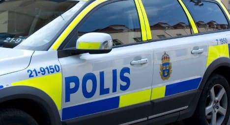 Police chase Örebro shooting suspect