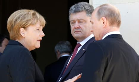 Germany denies 'land for gas' deal with Putin