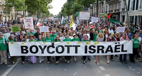 Paris: Thousands march in pro-Palestinian demo