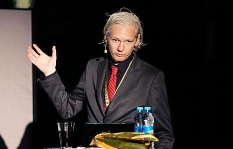 WikiLeaks reports the FBI to Danish police