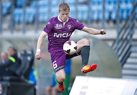 Danish defender Juelsgaard joins Evian