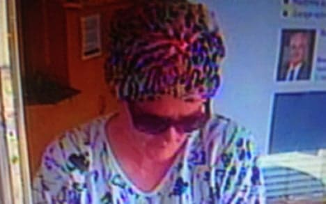 Suspected female bank robber arrested in Linz