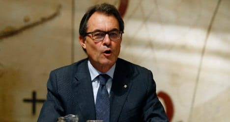 Catalan government axes pro-independence ads