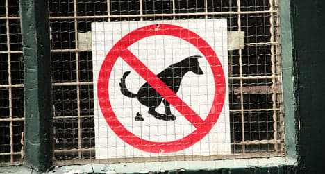 Anti-dog poo offensive launched in French town