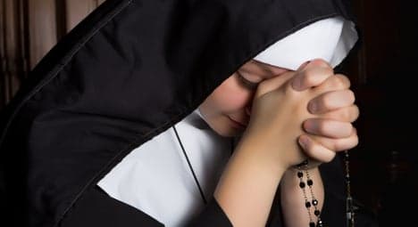 French nuns and priests targeted by 'thieving duo'