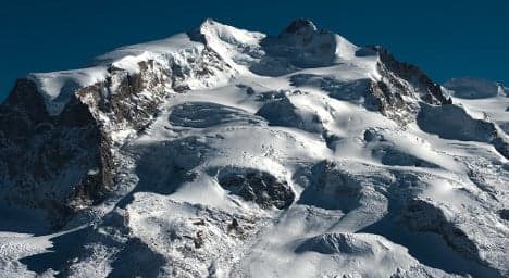 Korean woman plunges to death in Swiss Alps