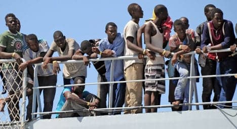 EU to support Italy's migrant sea patrols