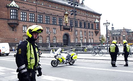 Bomb threat reported at Copenhagen City Hall