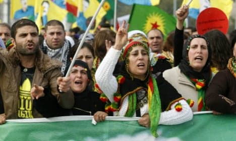 Thousands of Kurds protest against Isis