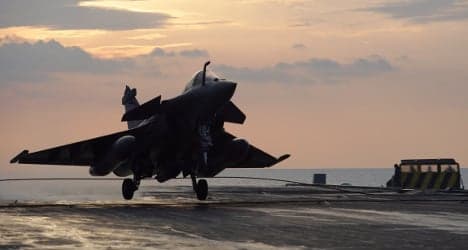 France sends more fighter jets to fight Isis