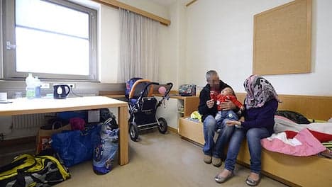 New refugee centre in Vienna full