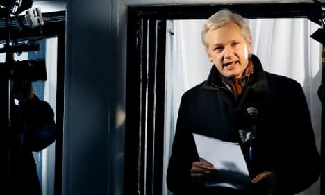 Assange's lawyers mull prosecutor's response