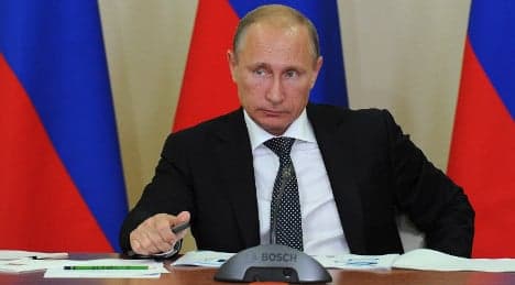 Putin takes centre stage at Asia-Europe summit