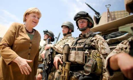 Merkel 'wants to extend Afghan mission'