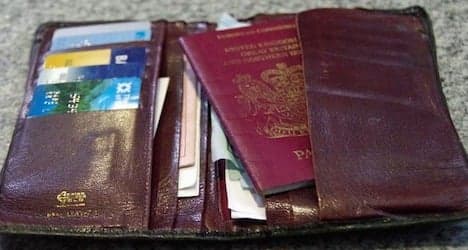 Englishman's lost wallet retrieved - 18 years later