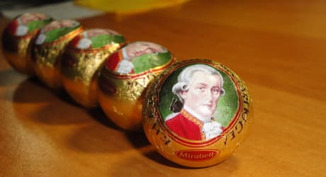 Mozart not 'chocolate box handsome'