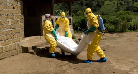 Ebola: Hollande to be first leader to visit region
