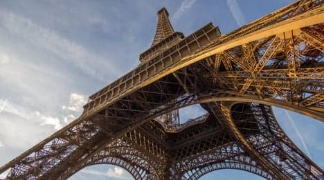Eiffel Tower to host first ever vertical race