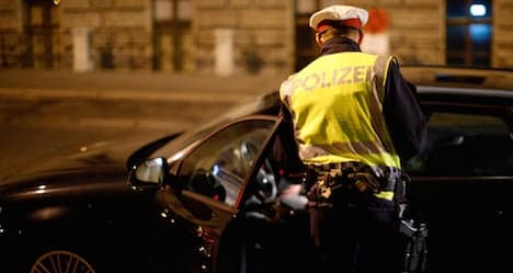 Drunk driver impersonates cop