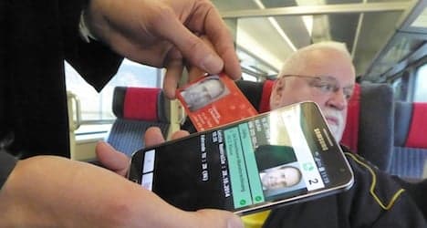Swiss public transport smart card set for use