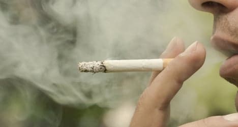 Italy moves to widen smoking ban