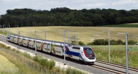 French railway gears up to install Wi-Fi on trains
