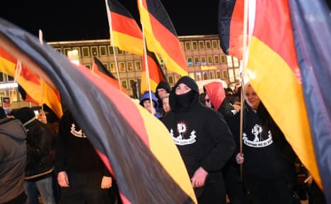 Hooligans join Cologne Pegida demo