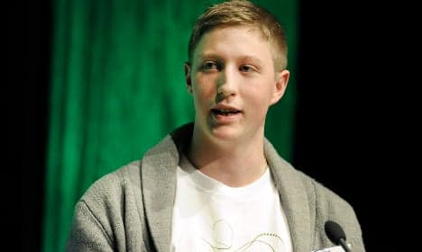 Young Pirate hacker gets top security secrets