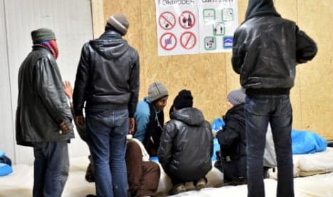 Police break up mass migrant brawl in Calais
