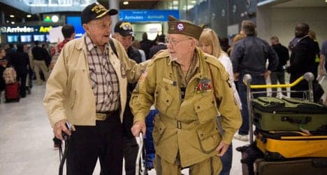 War hero who 'escaped' for D-day event dies