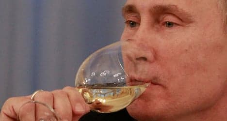 Putin slams talk of Spain vineyard as 'joke'