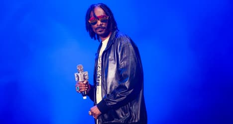 Snoop Dogg in Milan Fashion Week cage fight