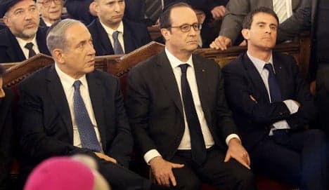 France urges Jews to ignore Netanyahu's call