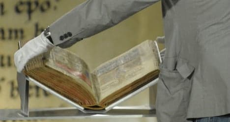 Codex thief of Santiago jailed for ten years