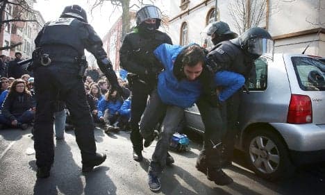 Politicians close ranks on Blockupy violence