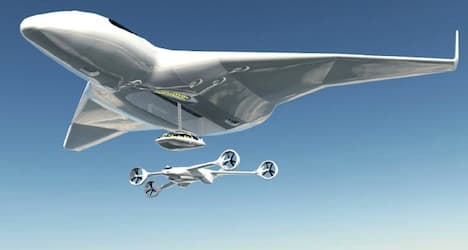 Mid-air plane refuelling 'could slash costs'