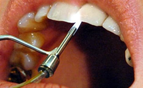 Mentally-ill man lost all teeth to new-age dentist
