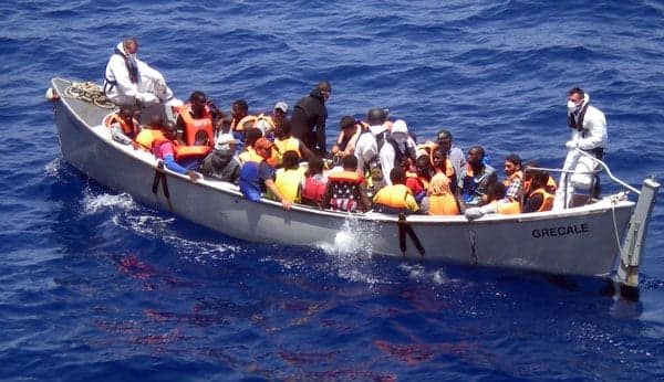 Italy rescues 1,500 migrants in one day