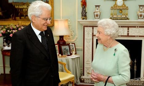 VIDEO: Mattarella meets Britain's Queen